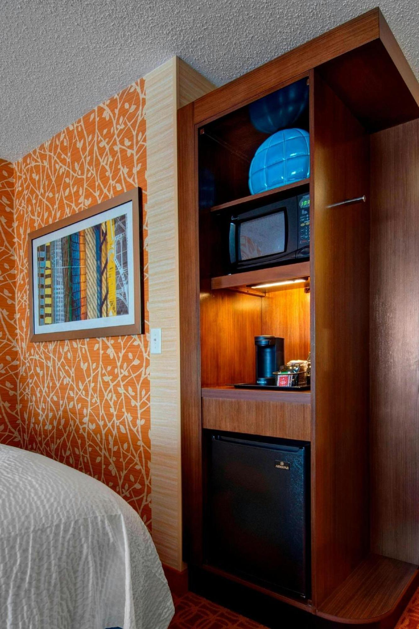 Fairfield Inn & Suites By Marriott Fort Worth I-30 West Near Nas Jrb Exterior photo