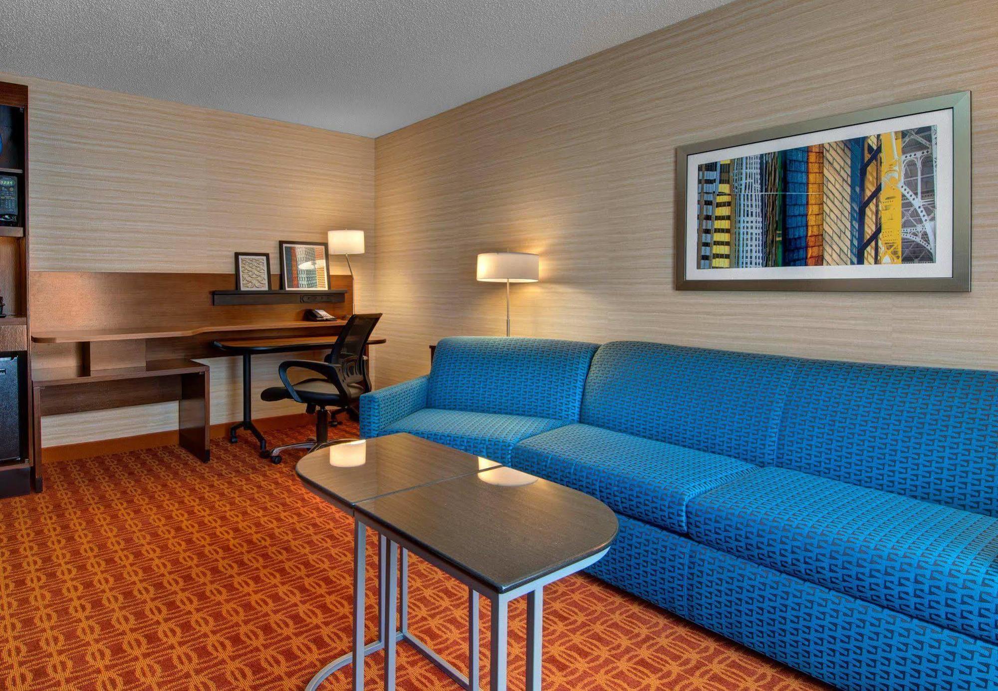 Fairfield Inn & Suites By Marriott Fort Worth I-30 West Near Nas Jrb Exterior photo